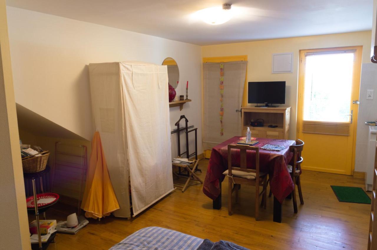 Appartement Studio Calme Et Chaleureux à Brive-la-Gaillarde Extérieur photo