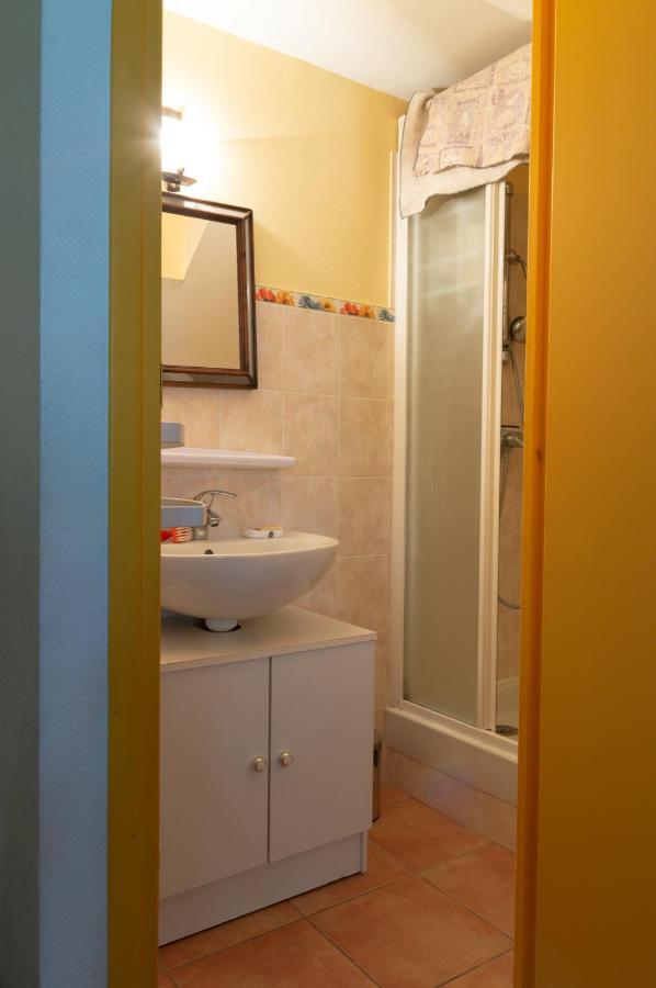 Appartement Studio Calme Et Chaleureux à Brive-la-Gaillarde Extérieur photo