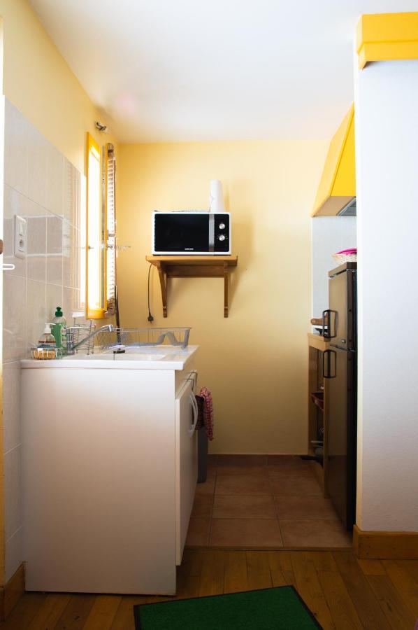 Appartement Studio Calme Et Chaleureux à Brive-la-Gaillarde Extérieur photo